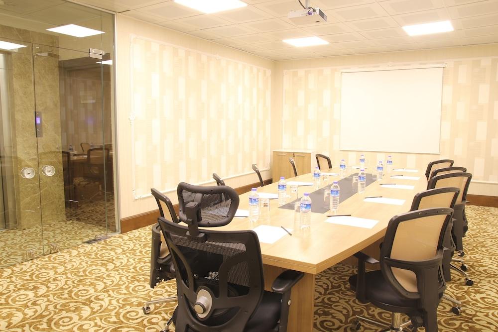 Sisli Luxury K Suites Hotel Istanbul Bagian luar foto