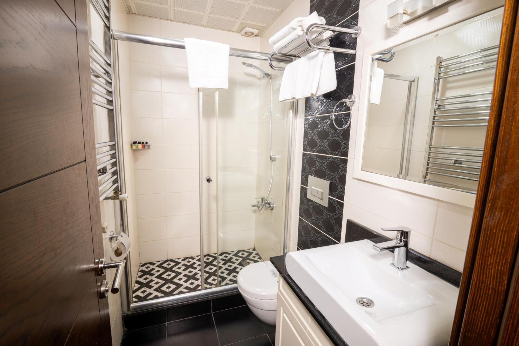 Sisli Luxury K Suites Hotel Istanbul Bagian luar foto