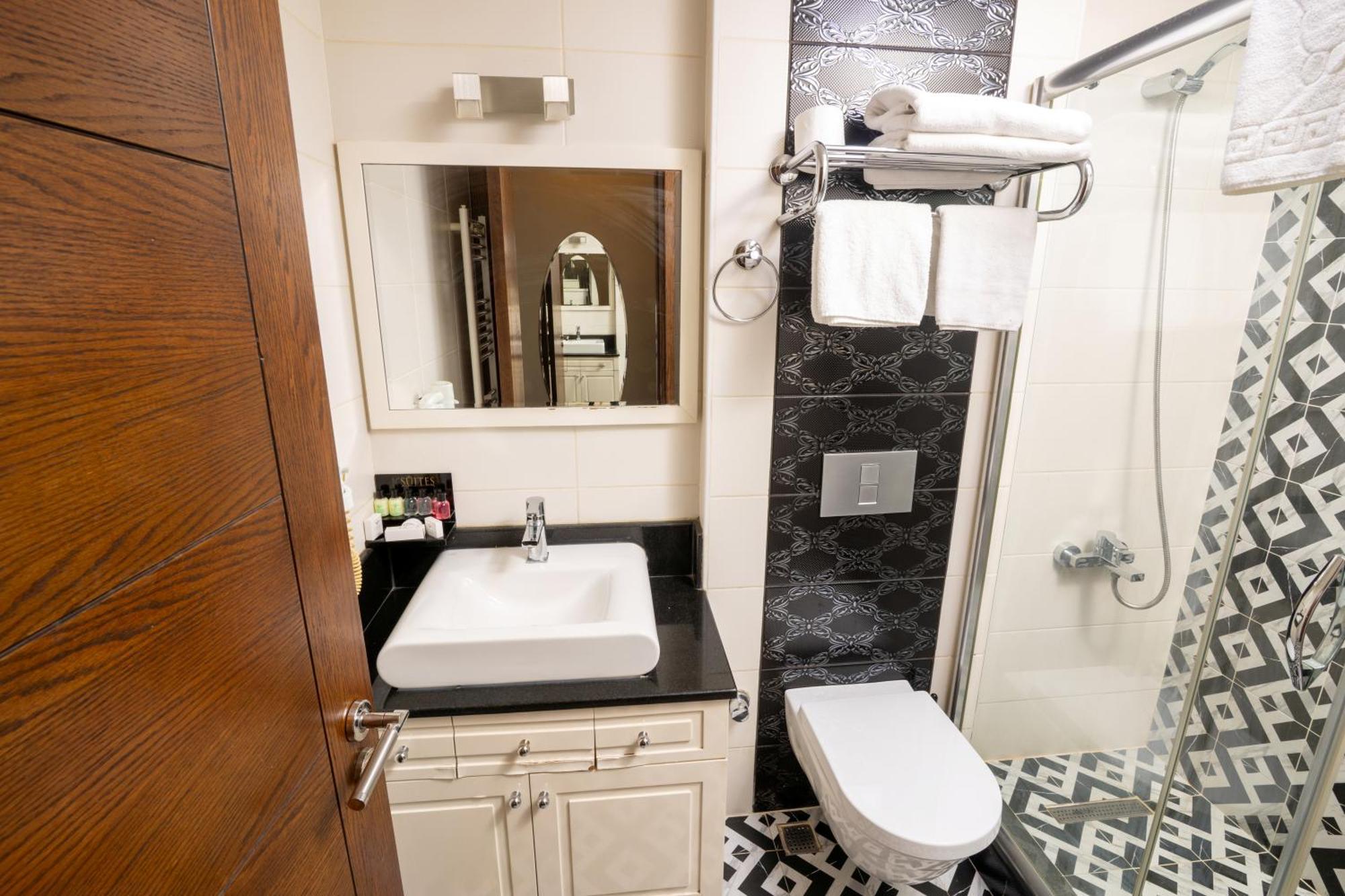 Sisli Luxury K Suites Hotel Istanbul Bagian luar foto